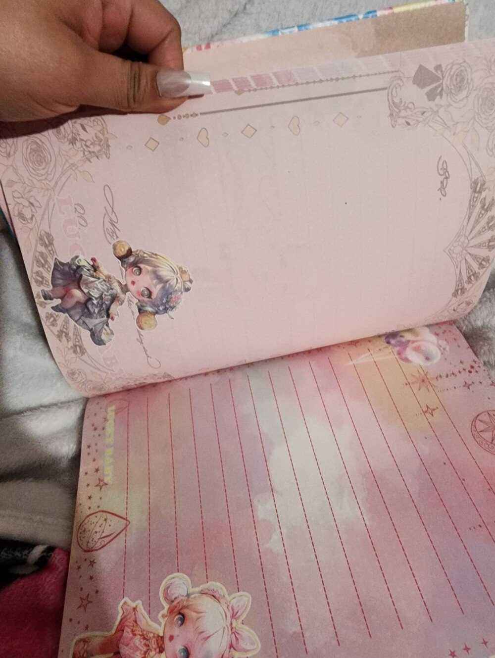 Notebook - Picture 3 of 5